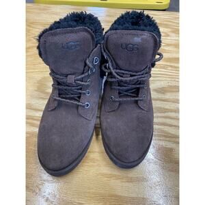 UGG Romely Heritage Women's Size 7 Brown Suede Lace-Up Outdoor Snow Boots S60